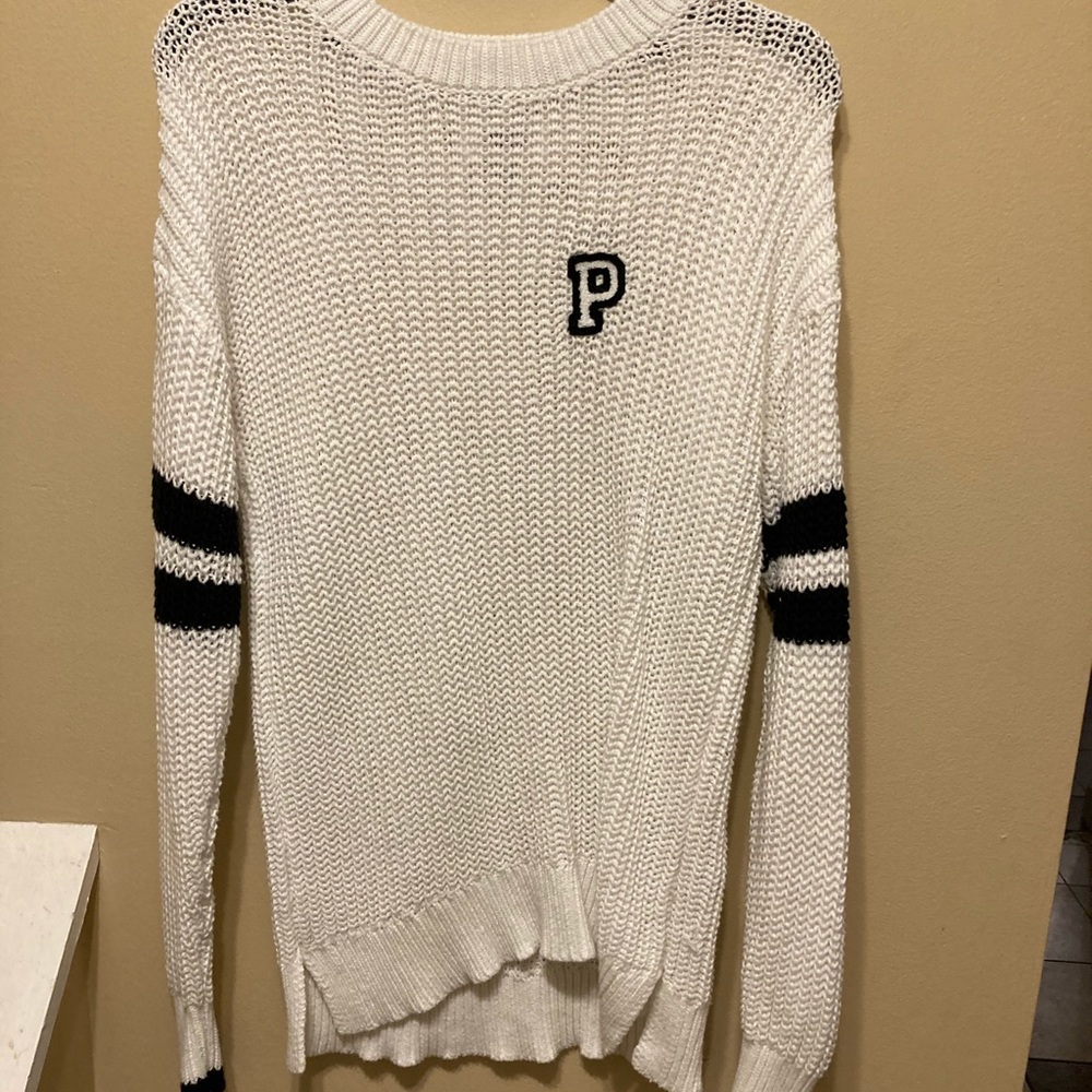Vintage VS Pink college cable knit sweater
